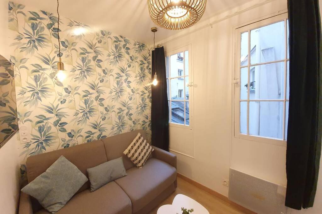 Home Sweet Home Pigalle Montmartre Jungle Paris Exterior foto